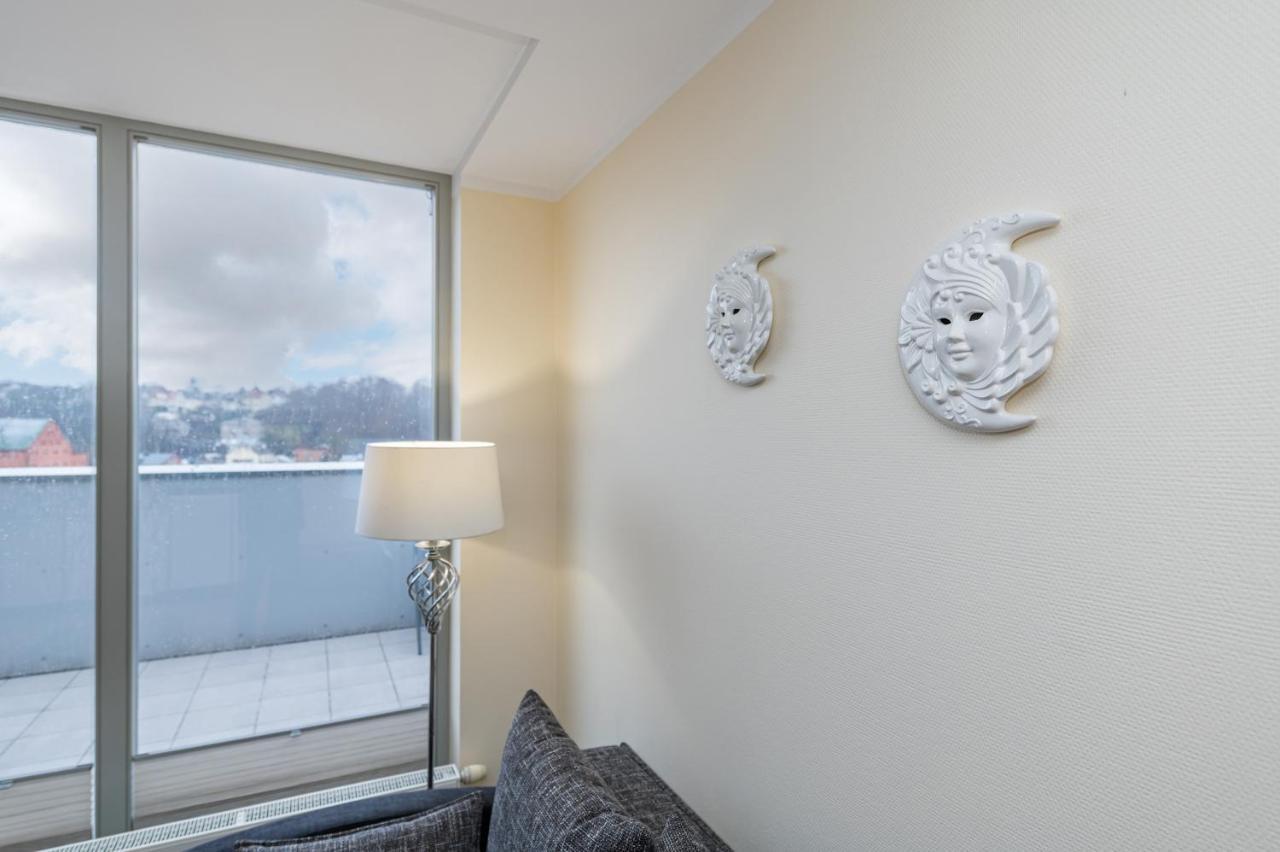 Lovely City Panorama Apartment By Polo Apartments Kaunas Exterior photo