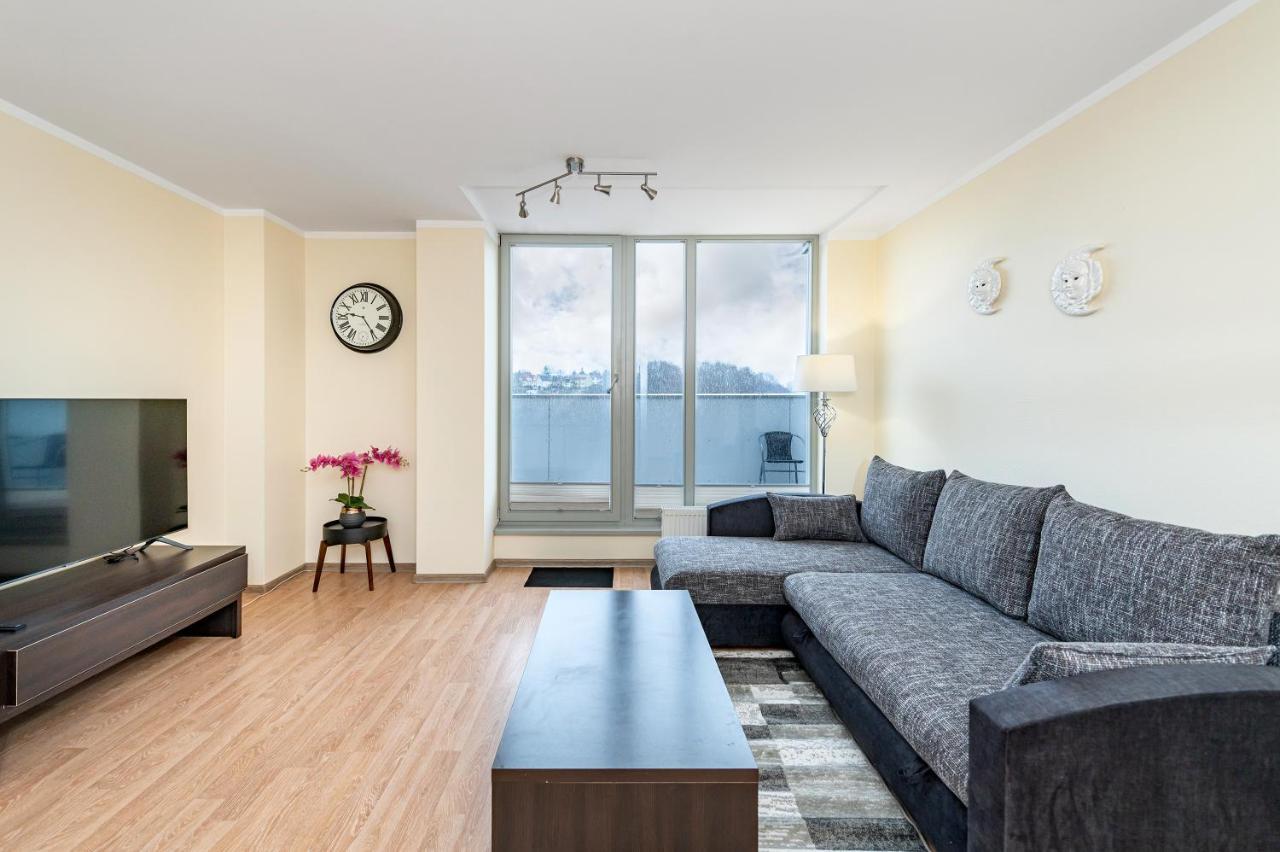 Lovely City Panorama Apartment By Polo Apartments Kaunas Exterior photo