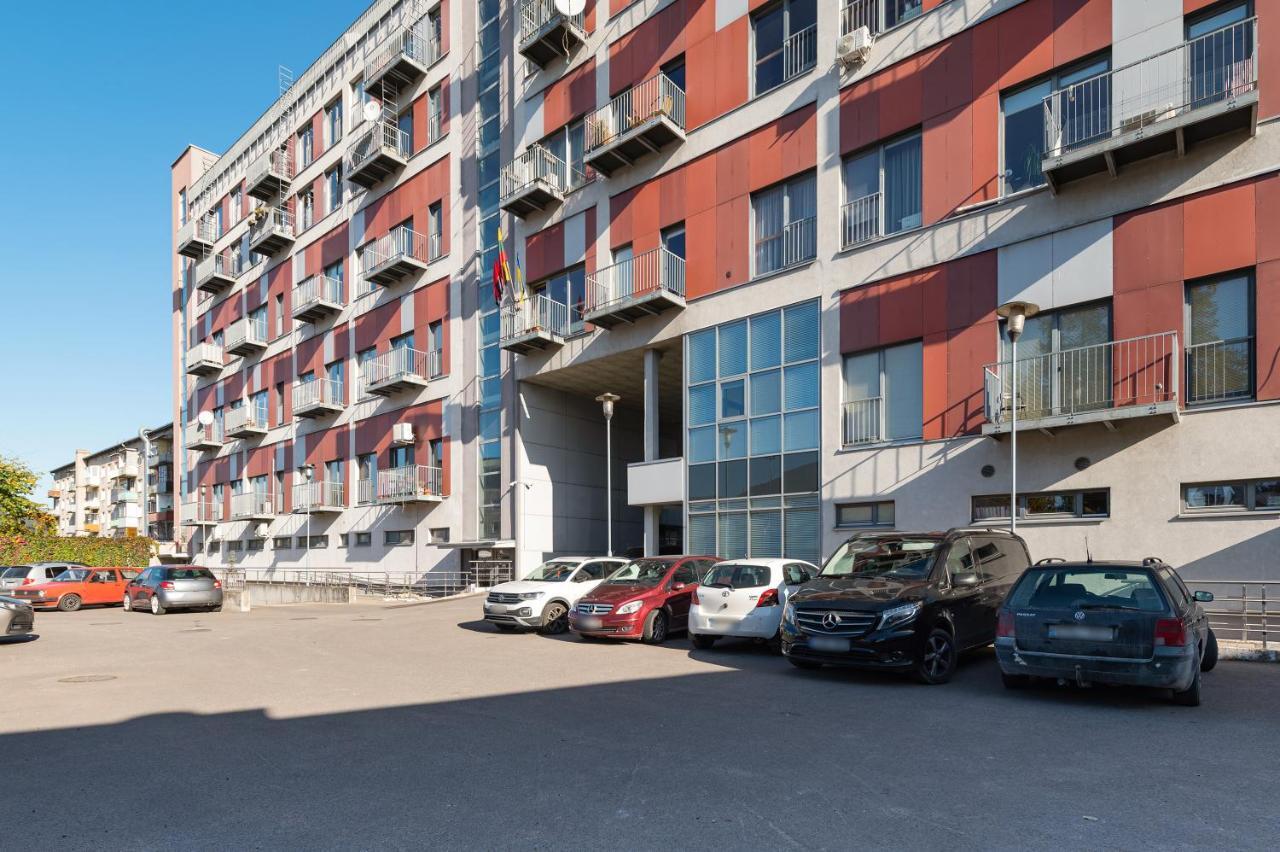 Lovely City Panorama Apartment By Polo Apartments Kaunas Exterior photo